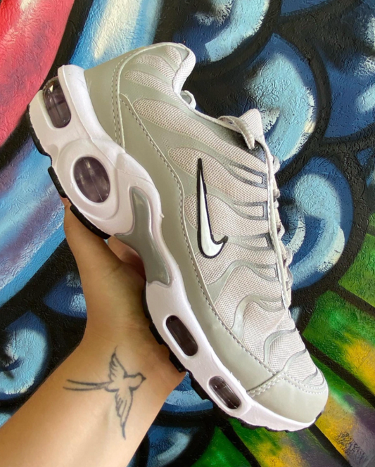 AIR MAX TN GREY